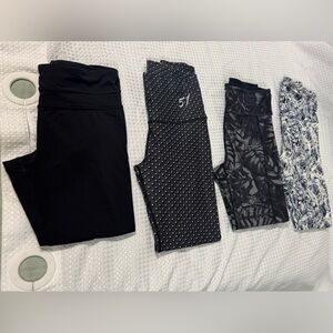Women’s Leggings Set in Black, Gray, and White